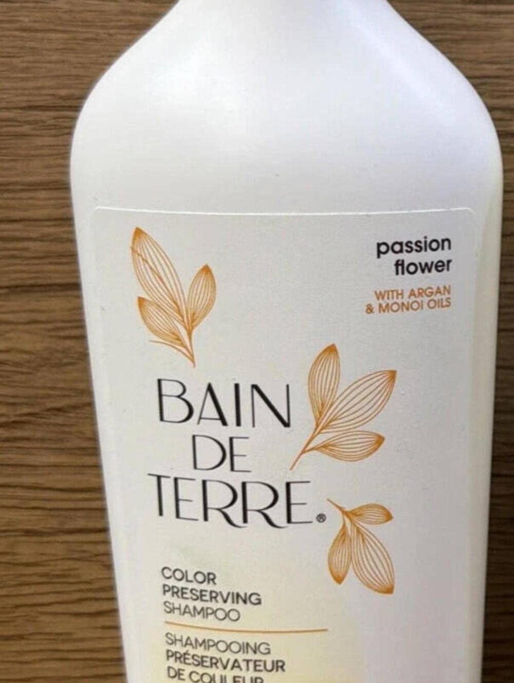 Open Box-Bain De Terre Color Preserving Shampoo (13.5 fl oz) (cap cracked)